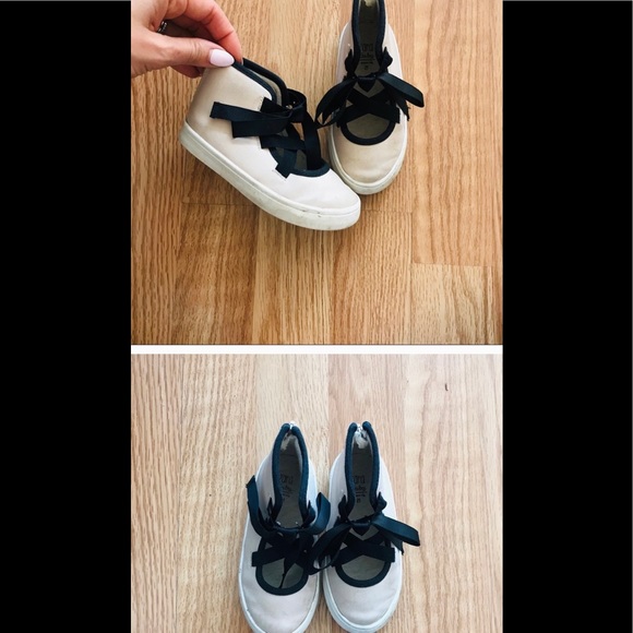 Zara Other - Does Anybody Selling This Adorable Laceup Sneakers